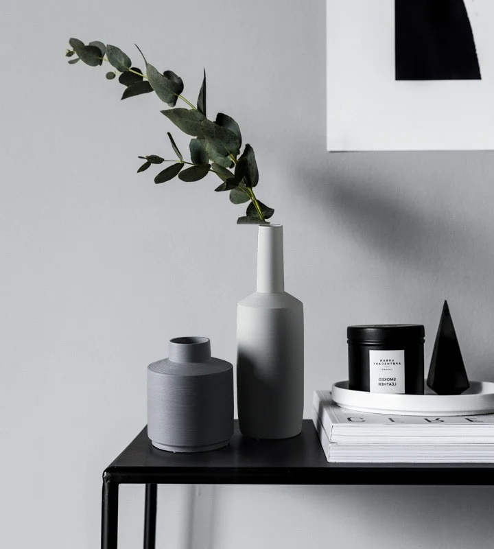 Atelier Vase, Tall White